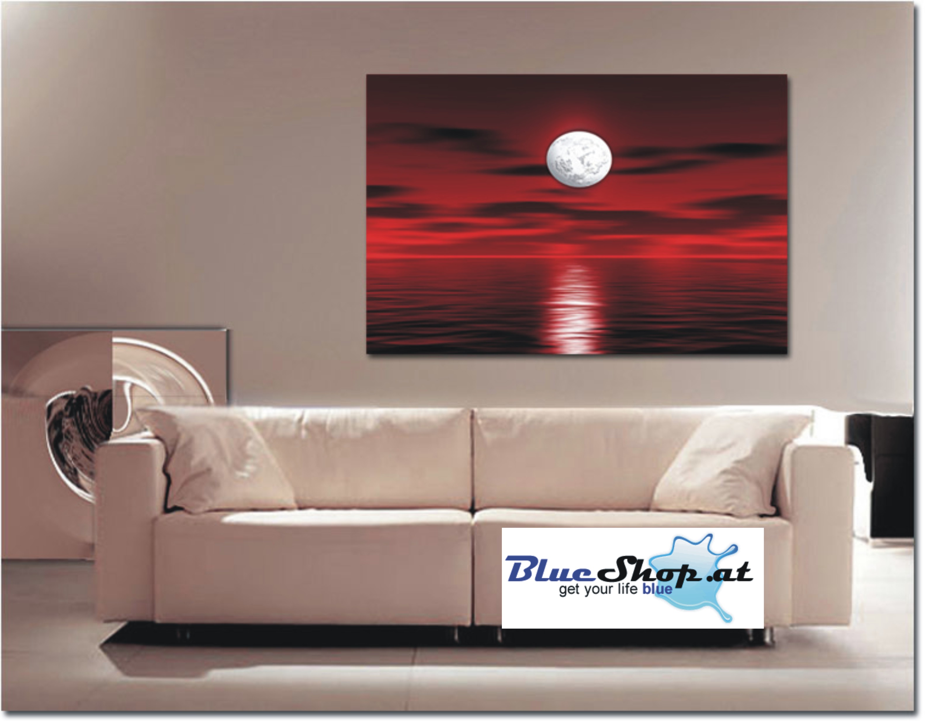 blueshop-at-deep-red-moon.jpg