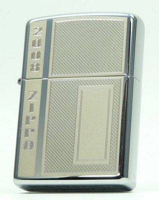 ZIPPO JAHRGANGSMODELL 2008 bild2.JPG