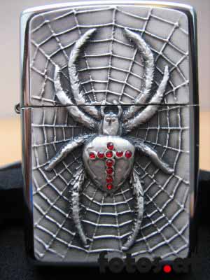 Zippo Kreuzspinne mit Ascher Ltd. Edition bild1.jpg