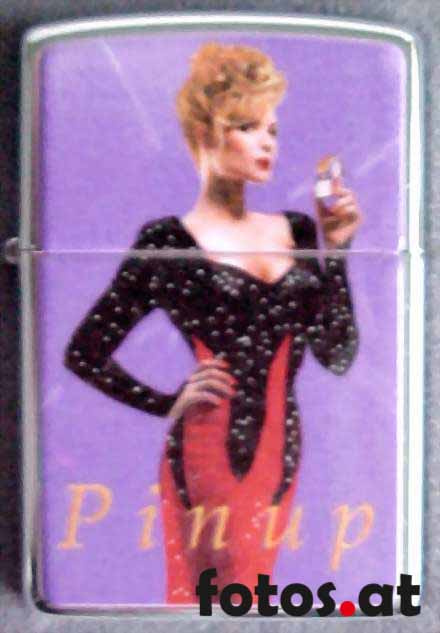 Zippo Pin Up Girl  Collectible of the Year 1996 b2.jpg